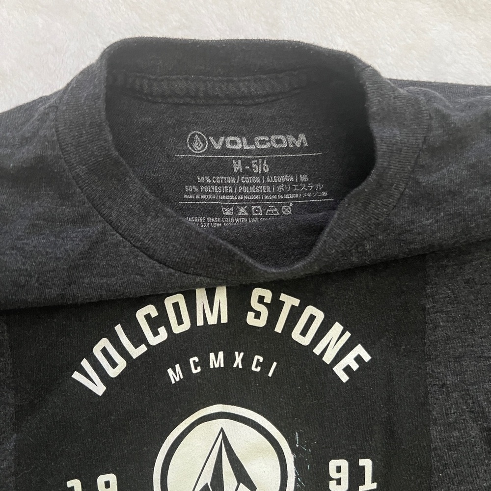 Kids Tshirt bundle (4 shirts sz S/M 5/6) - Picture 2 of 8